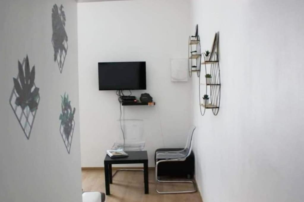 Apartamento Au Coeur De Saint Chamas Exterior foto